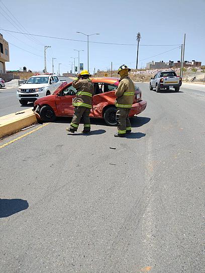 DOS LESIONADOS, SALDO DE CHOQUE EN AVENIDA SIGLO XXI